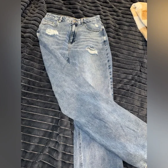 Pacsun 90s Boyfriend Jean - Picture 2 of 5